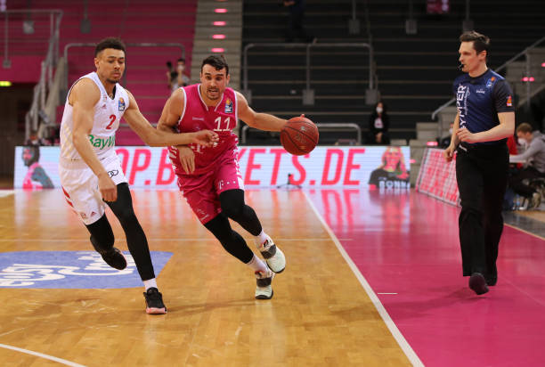 通过分析其 通过分析其