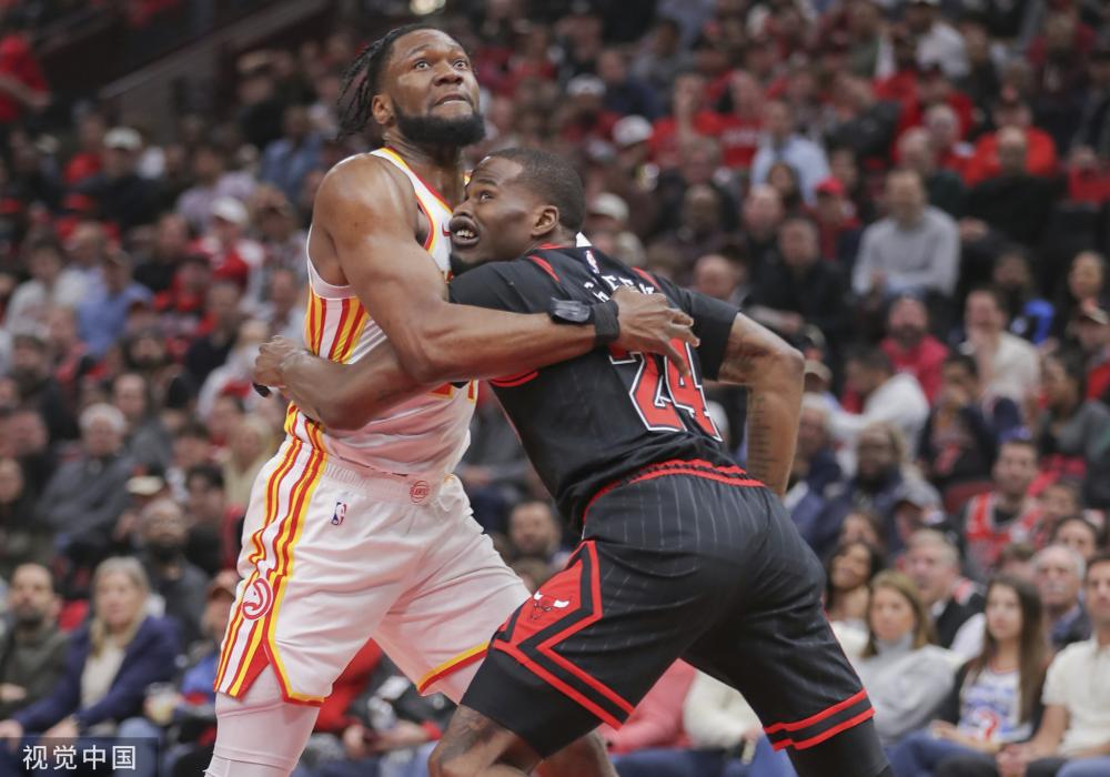 层在引援方 层在引援方